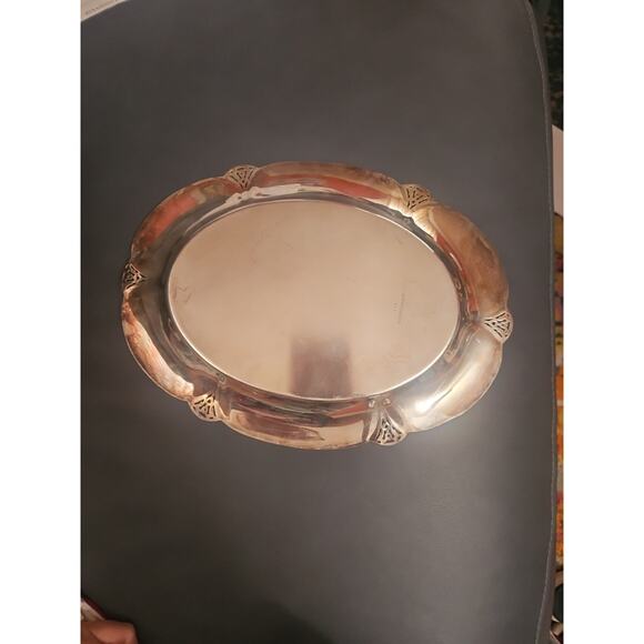 Vintage WM Rogers #411 Silver Plate 11" Oval Serving Platter/Tray Antique Unique - Picture 3 of 5